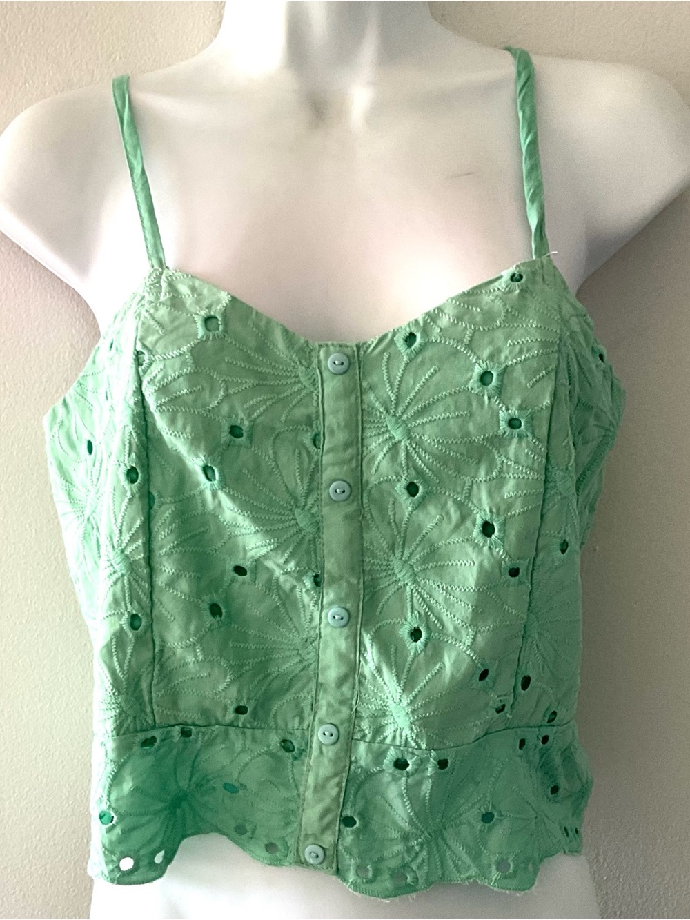 NWT Ocean Drive Mint Green Eyelet Button Front Cami Top Size M